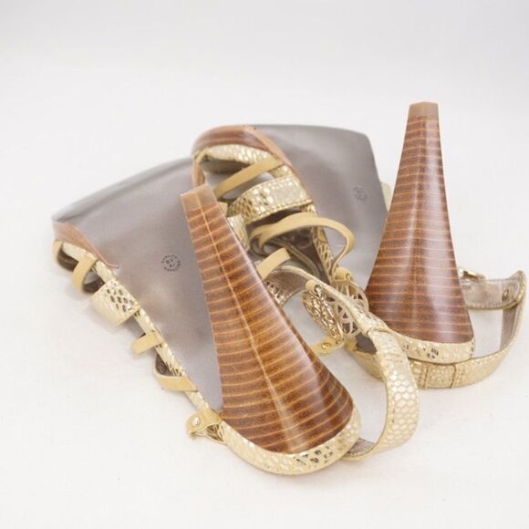 Nicole Miller Metallic Gold Sandal Heels, 7 - Picture 12 of 12